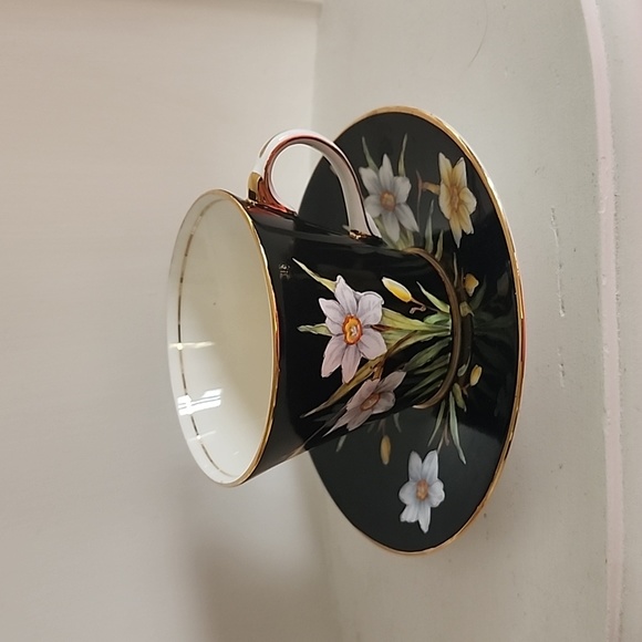 Vintage Black Aynsley English Porcelain Cup/Saucer with Daffodils Corset - Picture 7 of 7